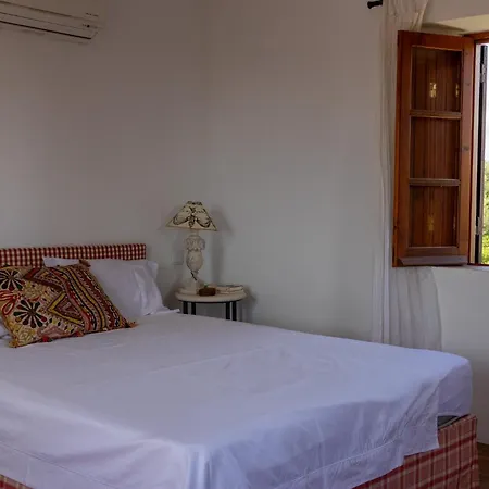 Sea And Countryside Secluded Villa Almancil